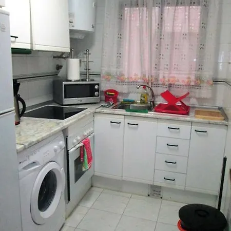 Sea View Apartment *